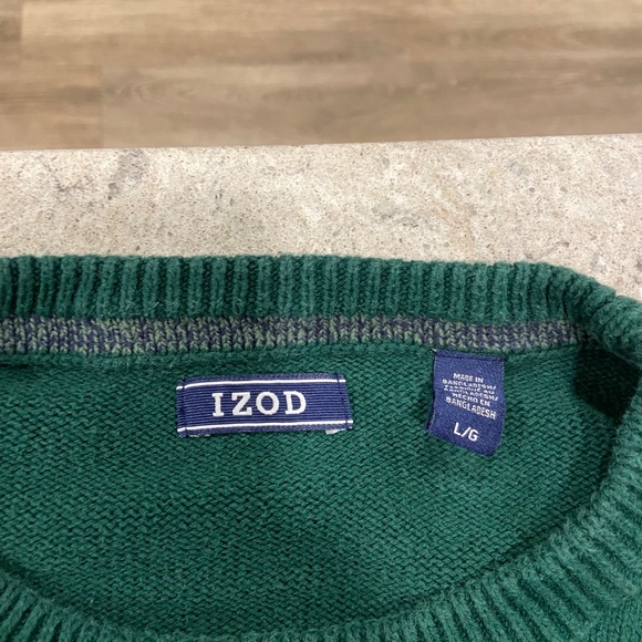 Izod Men’s Sweater—Large - Picture 2 of 4